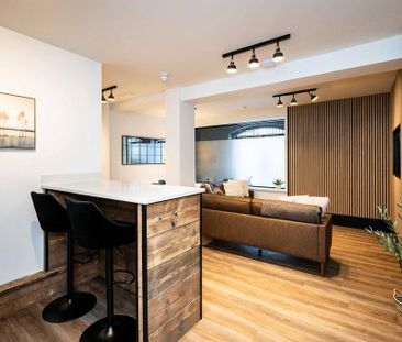 1 bedroom in a flat share to rent - Photo 4