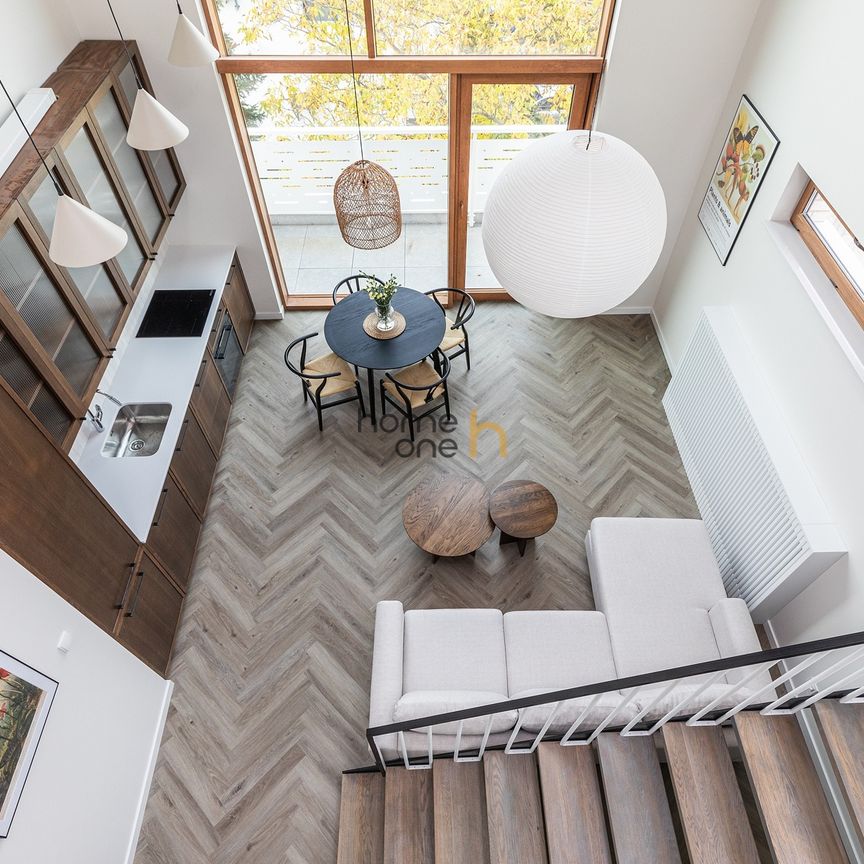 Apartament z antresolą| 4 pokoje| taras 40 metrów - Photo 1