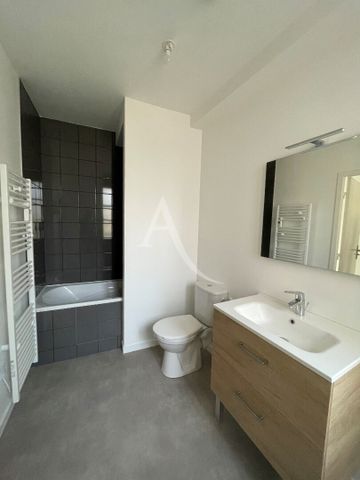 Location Appartement 2 pièces 44m² - Photo 3