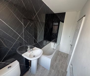 Narborough Road, LE3 0DL, Leicester - Photo 3