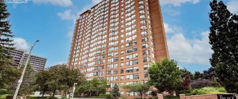 306 - 1270 MAPLE CROSSING BOULEVARD | 306 - 1270 MAPLE CROSSING BOULEVARD, Burlington - Photo 1