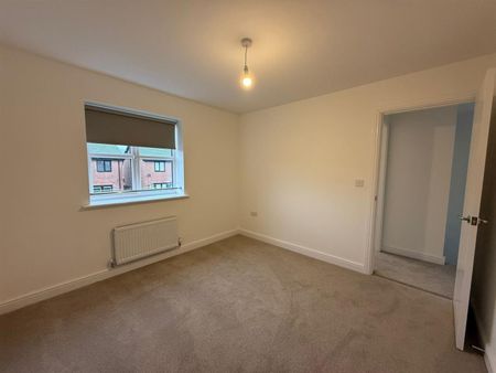 3 Bedroom House To Rent - Photo 4