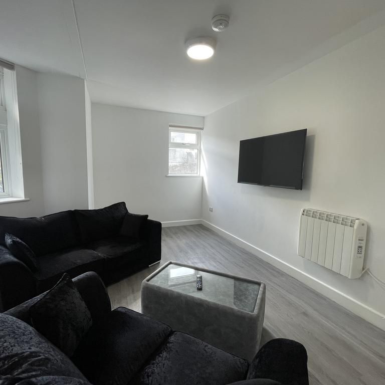 3 bedroom house share to rent - Photo 1