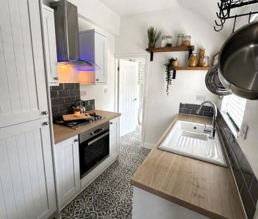 2 bedroom terraced house to rent - Photo 5