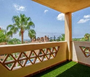 Alquiler de piso en Avenida la Reserva de Marbella - Photo 3