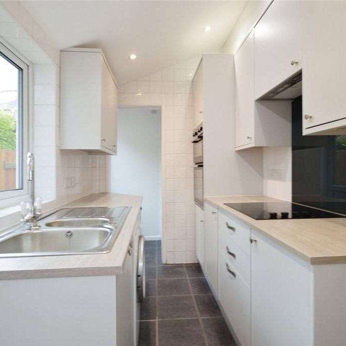 2 bedroom terraced house to rent - Photo 1