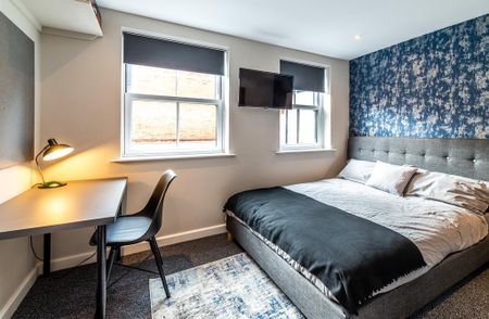 4 bedroom apartment to rent - Photo 4