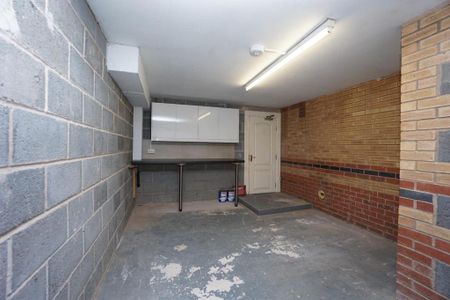 5 bedroom detached house to rent - Photo 5
