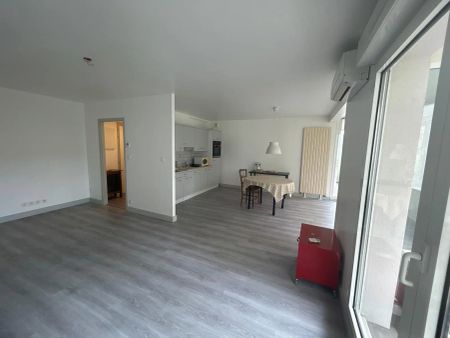 Appartement à louer 2 pièces 59.95m² - Photo 3