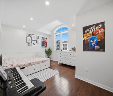 For Lease - 275 Ironside Drive Unit# Upper, Oakville, Ontario - Photo 4