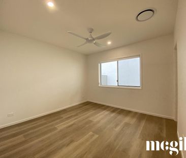 Brand-New Luxury Home Beside Nature Reserve - Photo 3