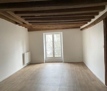 Location Appartement 2 pièces 47m² FONTAINEBLEAU 77300 - Photo 1