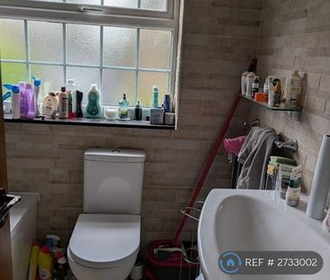 2 bedroom maisonette to rent - Photo 6