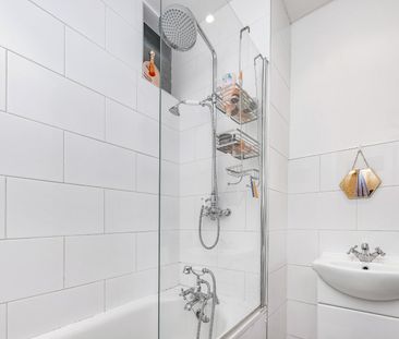 Fulham High Street, Fulham, London, SW6 - Photo 2