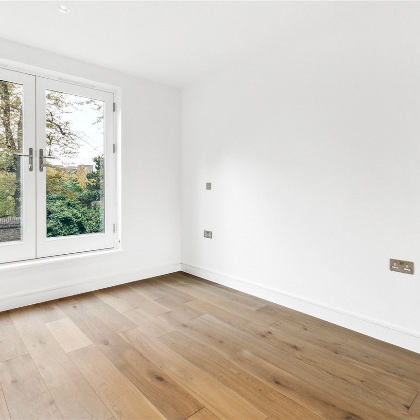 Finborough Road, SW10, London - Photo 1