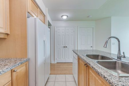 For Lease - 15 Greenview Avenue Unit# 2803, Toronto, Ontario - Photo 5