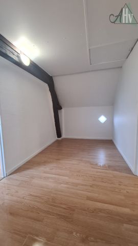 Location Maison 5 pièces 116m² SEZANNE 51120 - Photo 4