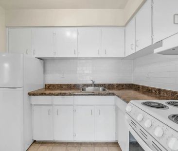CEDARVIEW MANOR — Studio B - CEM - Photo 2