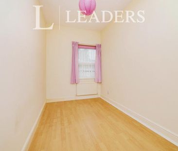 3 bedroom house to rent Union Street, Dunstable, Bedfordshire, LU6 - Photo 5