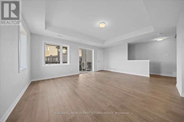 110 PARNIAN PRIVATE - Photo 1