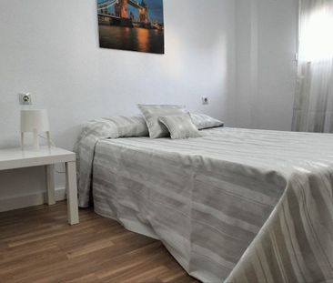 Calle Hebrón, Sevilla, Andalusia 41007 - Photo 2