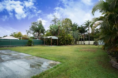 27 Glendale Street, Marsden QLD 4132 - House For Rent | Domain - Photo 2