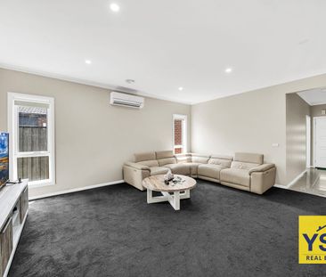 🏡 Modern Family Living in a Prime Tarneit Location - Photo 2