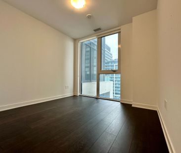 For Lease - 105 Oneida Crescent Unit# 1004, Richmond Hill, Ontario - Photo 3