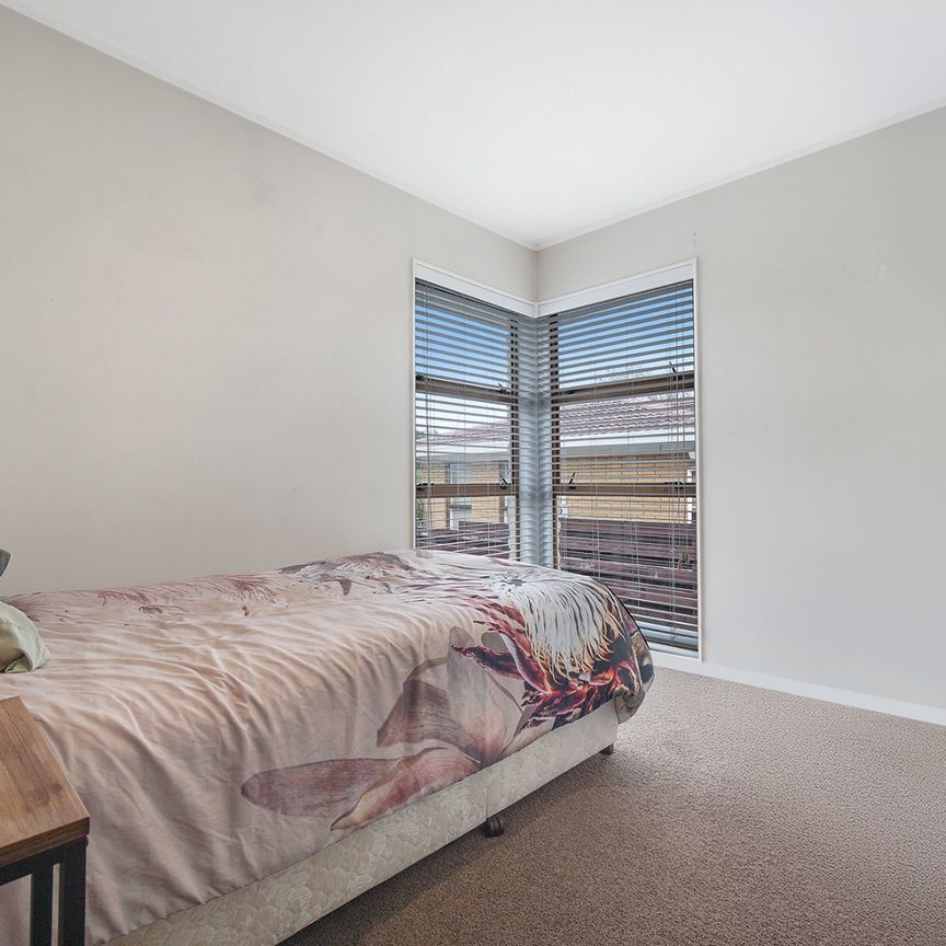 2 bedroom unit - Photo 1