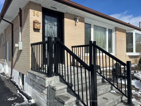 Semi-Detached Home For Lease | E8083614 - Photo 4