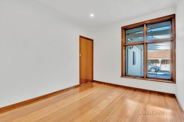7 College Street, Williamstown - Photo 1