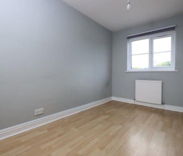 3 bedroom detached house to rent - Photo 2