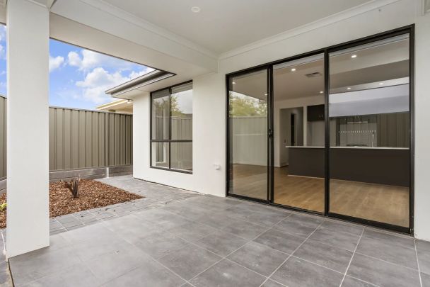 Brand New Three Bedroom in Prime Seaford Heights - Photo 1