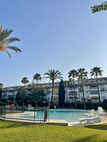 2 bedroom luxury Flat for rent in Nueva Andalucia, Andalusia - Photo 3