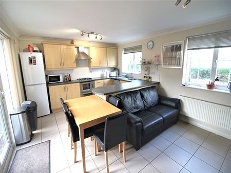 En-Suite Room to Let Norwich NR3 - Photo 2