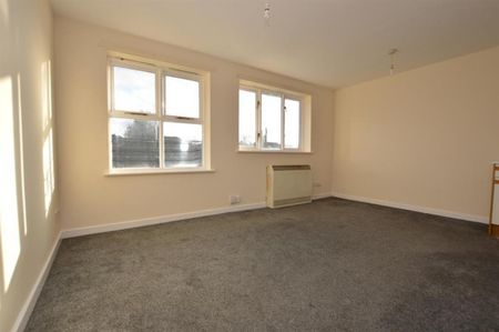 Bradgate Drive, Wigston, LE18 1HB - Photo 3