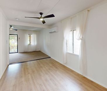 Walk to the Sand, Live the Lifestyle – Utilities Included - Photo 4