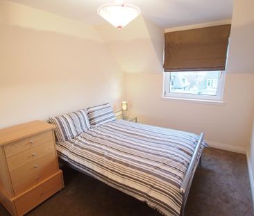 4 bedroom detached house to rent - Photo 3