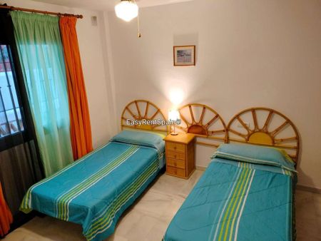 2 room luxury Apartment for rent in Benalmádena, Spain - Photo 4