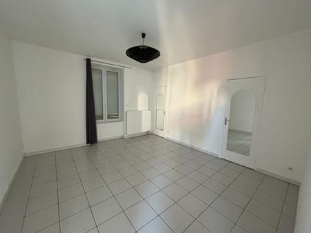 Appartement 2 pièces à louer St Étienne - 42000 / Réf: 728-414 - Photo 4