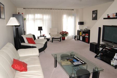 For Lease - 619 Wild Ginger Avenue Unit# C17, Waterloo, Ontario - Photo 4