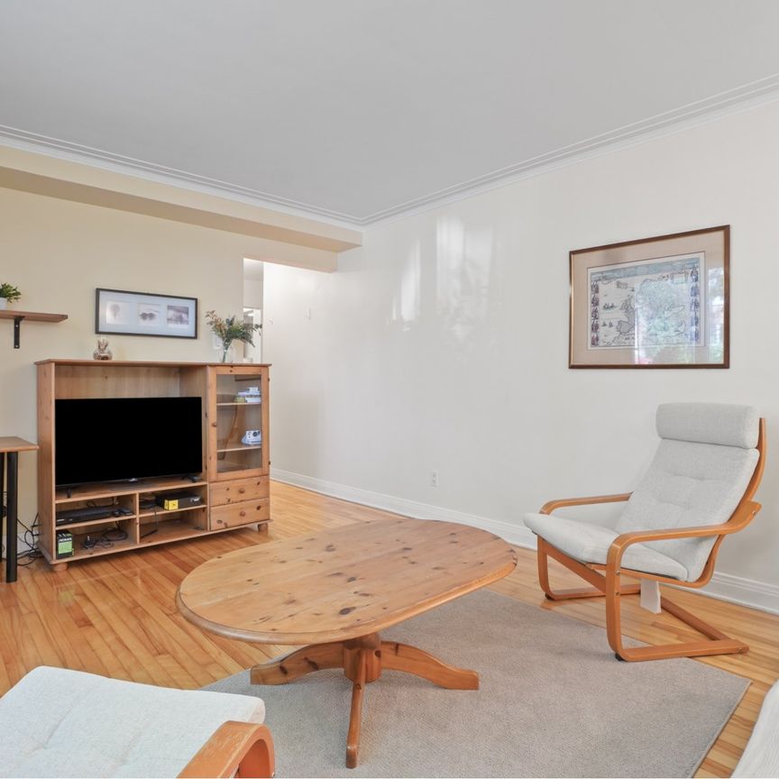 Appartement - 4300 Boul. Édouard-Montpetit - Photo 1