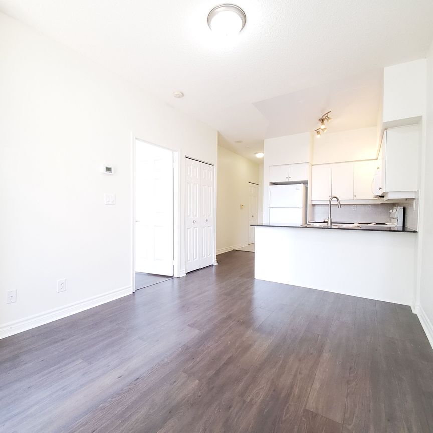 For Lease - 19 Barberry Place Unit# 105, Toronto, Ontario - Photo 1