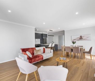 Ready For You: Spacious 4 Bedroom Home in Griffin - Photo 4