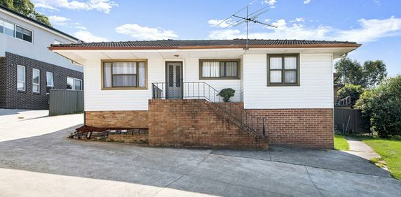 127 Hill Road, Lurnea NSW - Photo 2