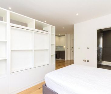 Detached house to rent - Photo 2