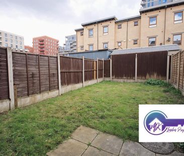 1 bedroom in a flat share to rent - Photo 6