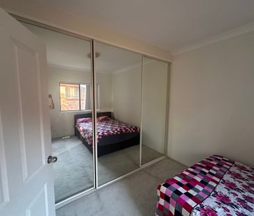 Beverly Hills - Photo 6