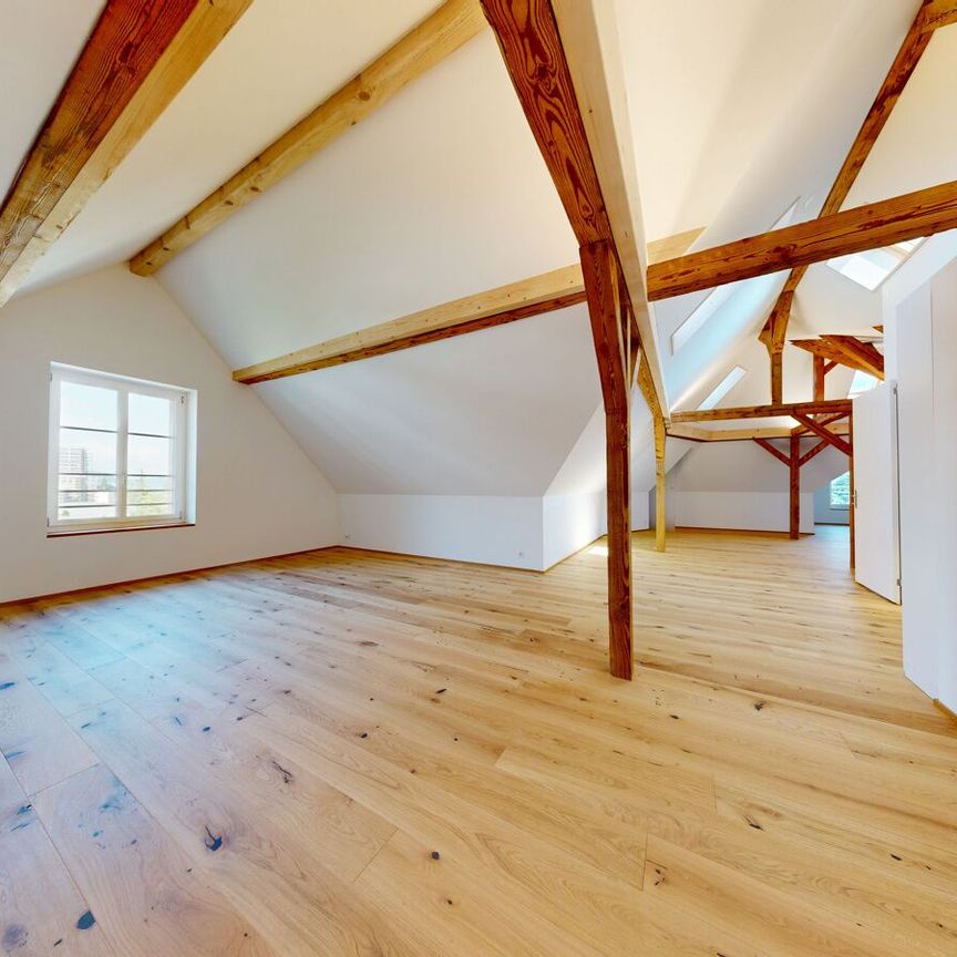 Exclusive luxury above the rooftops of Kriens - Photo 1