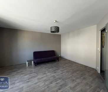 Location Appartement 1 pièce 36m² LAVAL 53000 - Photo 2